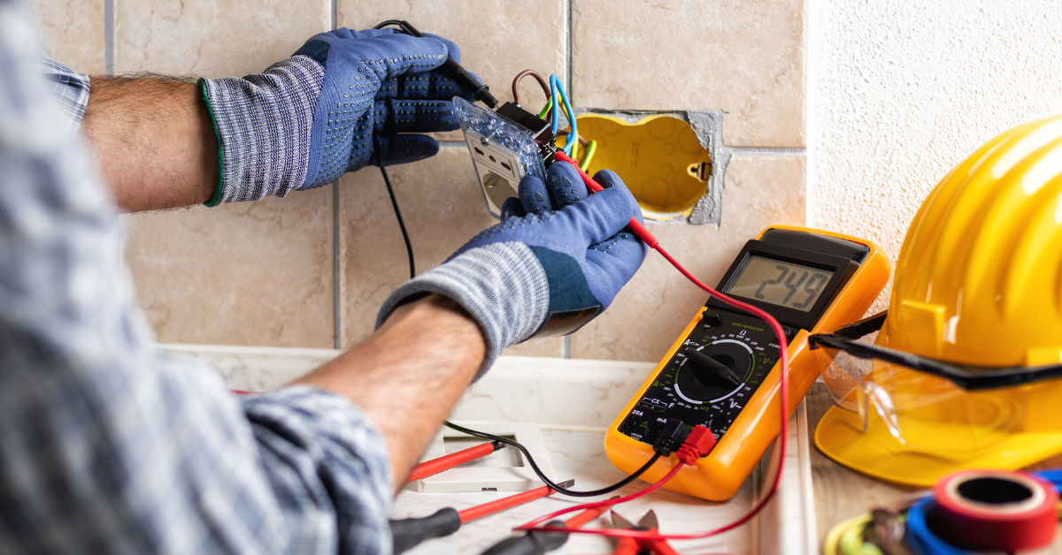 Nova redação da NR-10 moderniza a segurança em eletricidade e reforça a gestão de riscos ocupacionais