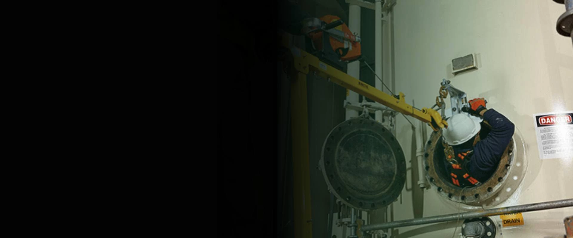 Curso de NR 33 - Entrada em Espaço Confinado Vigia e Trabalhadores - Reciclagem